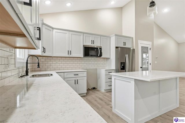 68 Betty Boyd Lane, Brandenburg, KY 40108