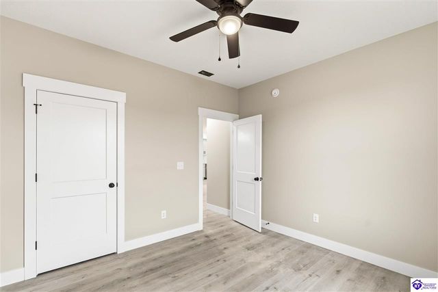 68 Betty Boyd Lane, Brandenburg, KY 40108