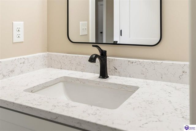 68 Betty Boyd Lane, Brandenburg, KY 40108