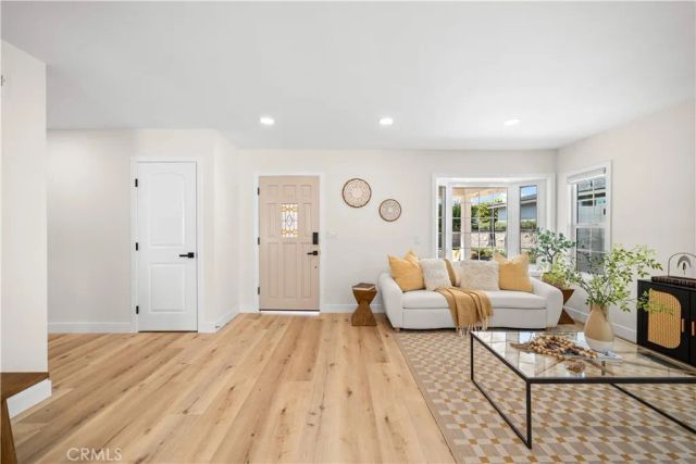 14592 Highcrest Cir., Irvine, CA 92604