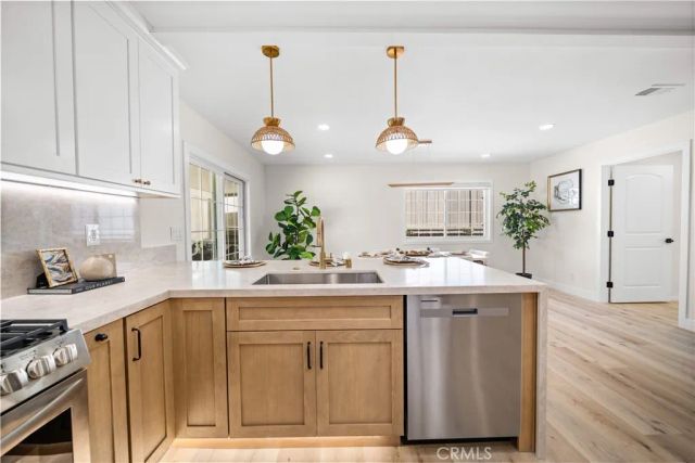 14592 Highcrest Cir., Irvine, CA 92604