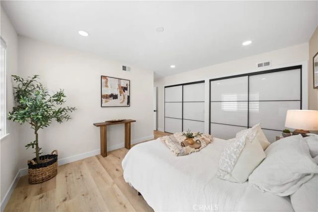 14592 Highcrest Cir., Irvine, CA 92604