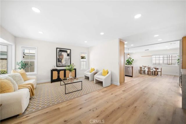 14592 Highcrest Cir., Irvine, CA 92604