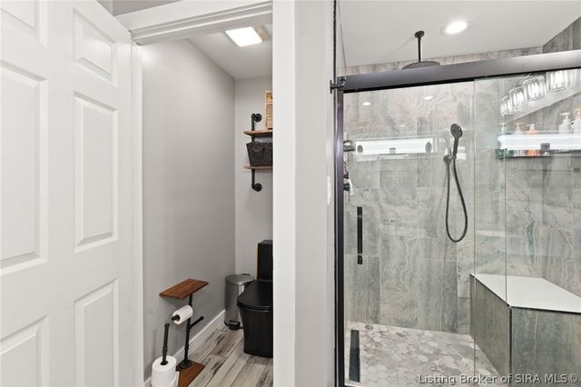 102 Melanie Lane, Charlestown, IN 47111