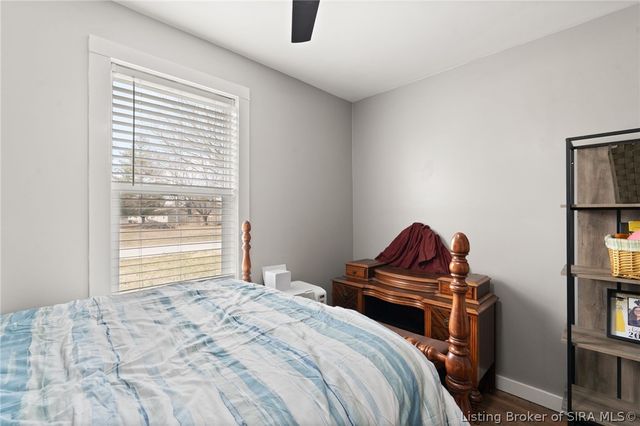 102 Melanie Lane, Charlestown, IN 47111