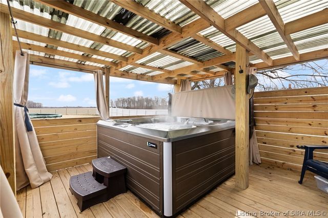 102 Melanie Lane, Charlestown, IN 47111