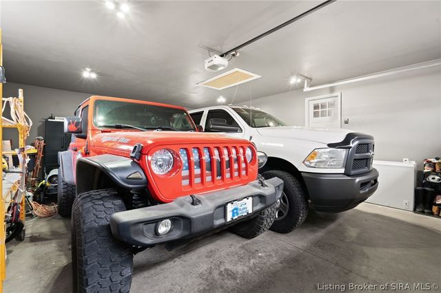 102 Melanie Lane, Charlestown, IN 47111