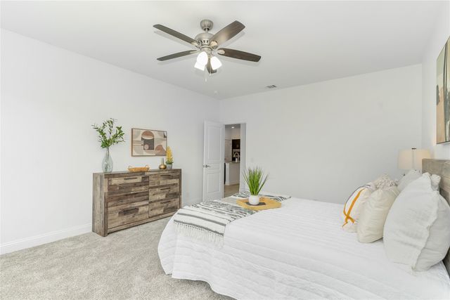 813 Woodson Way, Fort Worth, TX 76036