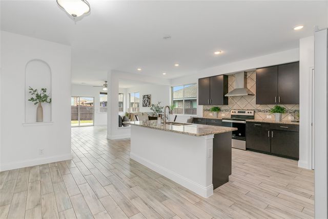 813 Woodson Way, Fort Worth, TX 76036