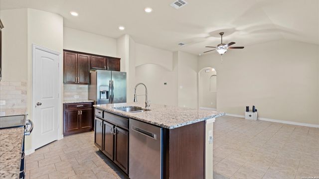 5646 Meadow Sky, New Braunfels, TX 78132