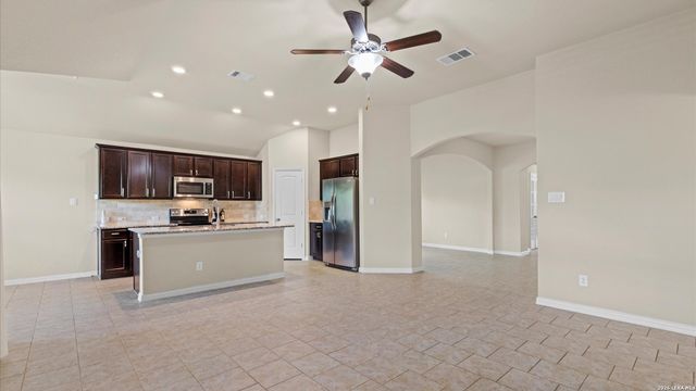5646 Meadow Sky, New Braunfels, TX 78132