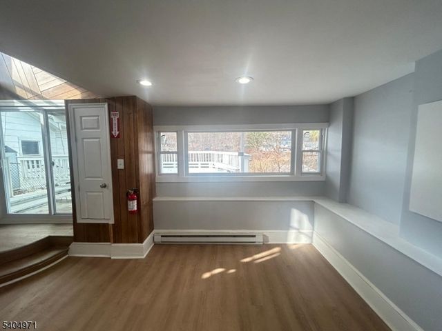 38 W River Styx Rd, Hopatcong Boro, NJ 07843