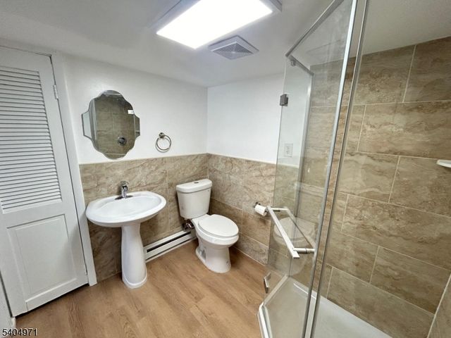 38 W River Styx Rd, Hopatcong Boro, NJ 07843