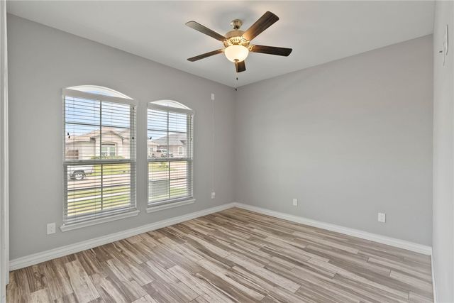 8101 Grand Canyon St, Corpus Christi, TX 78414