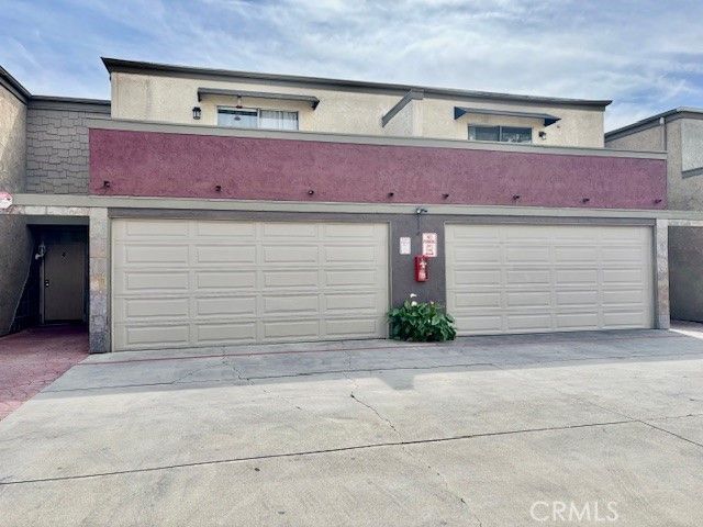 17181 ELM Street A, Huntington Beach, CA 92647