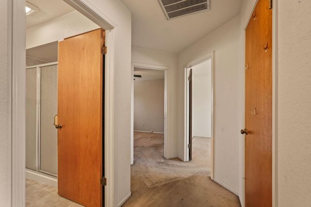 325 Lancaster Dr, Stockton, CA 95207