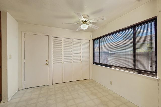 325 Lancaster Dr, Stockton, CA 95207