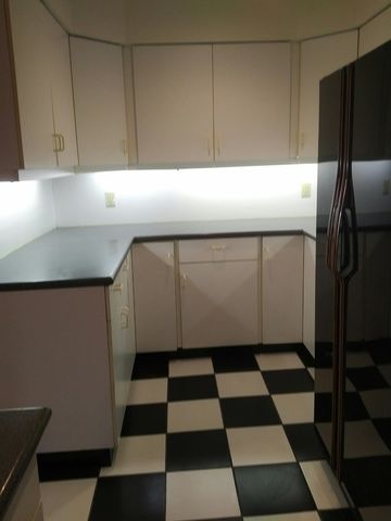 824 W Gunnison Street, Chicago, IL 60640