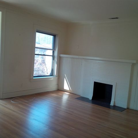 824 W Gunnison Street, Chicago, IL 60640
