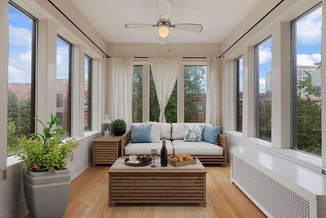 824 W Gunnison Street, Chicago, IL 60640