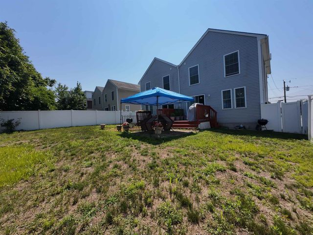 211 W Mitchell Street, Manchester, NH 03103