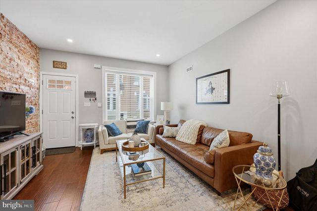 2513 S CLARION ST, Philadelphia, PA 19148