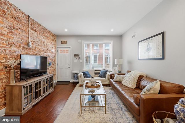 2513 S CLARION ST, Philadelphia, PA 19148