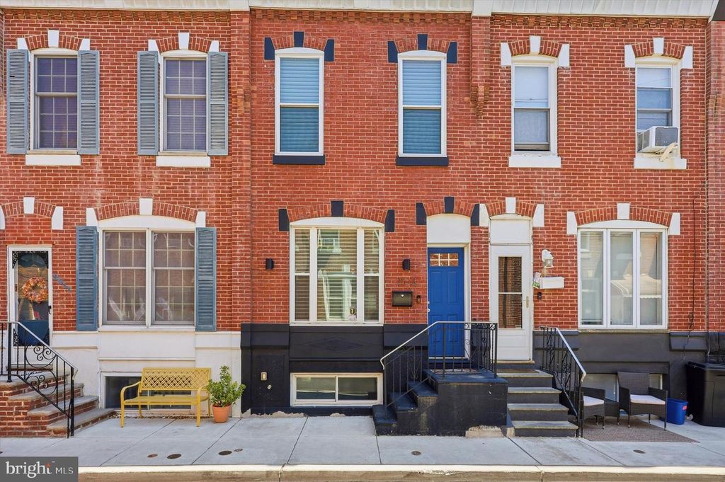 2513 S CLARION ST, Philadelphia, PA 19148