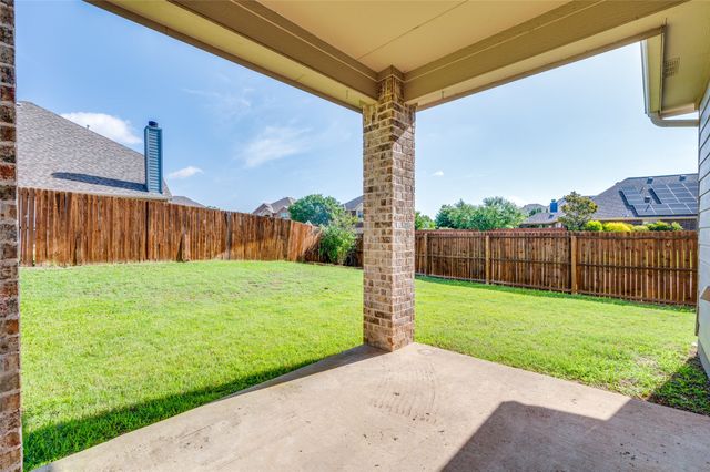 500 Cherry Spring Drive, Mckinney, TX 75072