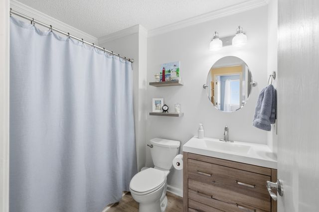 1048 Leroux Road 15, Muskegon, MI 49441