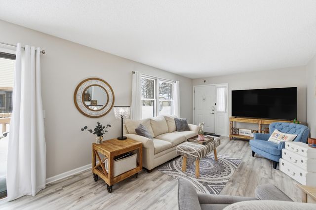 1048 Leroux Road 15, Muskegon, MI 49441