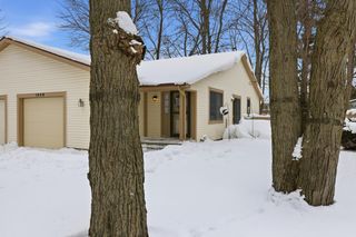 1048 Leroux Road 15, Muskegon, MI 49441