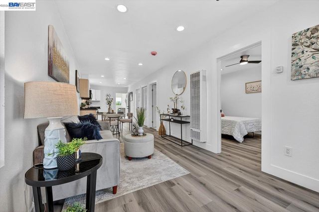 111 Garretson Ave, Rodeo, CA 94572