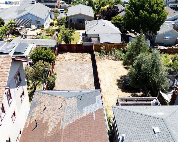 111 Garretson Ave, Rodeo, CA 94572
