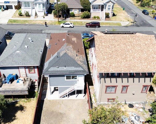 111 Garretson Ave, Rodeo, CA 94572