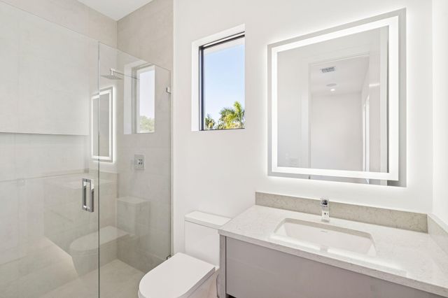 261 NW 8th Street, Boca Raton, FL 33432