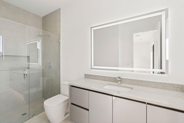 261 NW 8th Street, Boca Raton, FL 33432