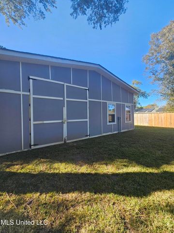 13074 John Road, Gulfport, MS 39503