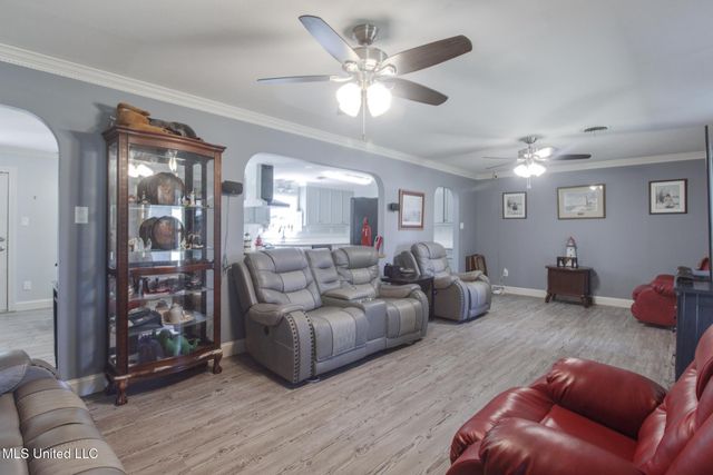 13074 John Road, Gulfport, MS 39503