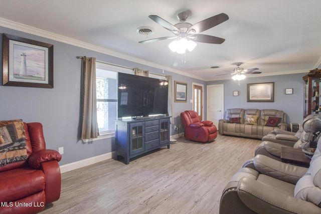 13074 John Road, Gulfport, MS 39503