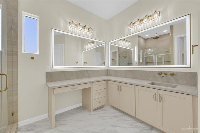 5701 N Rayo Del Sol, Edinburg, TX 78542