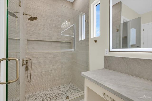 5701 N Rayo Del Sol, Edinburg, TX 78542