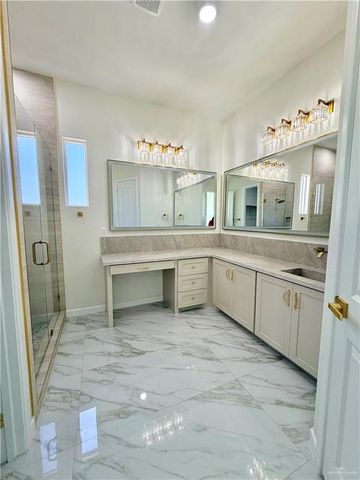 5701 N Rayo Del Sol, Edinburg, TX 78542