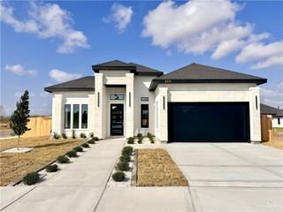 5701 N Rayo Del Sol, Edinburg, TX 78542