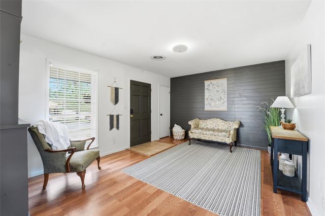 2412 Airline Drive, Brenham, TX 77833