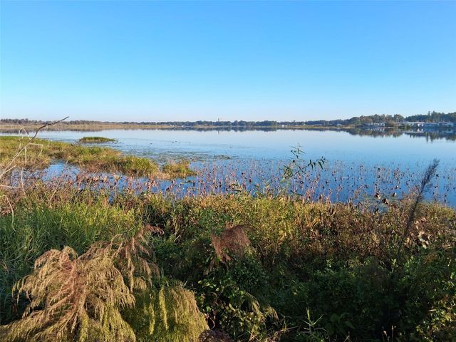 1836 N CRYSTAL LAKE DRIVE 117, Lakeland, FL 33801