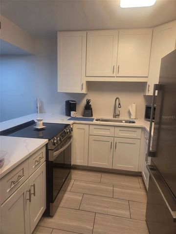 1836 N CRYSTAL LAKE DRIVE 117, Lakeland, FL 33801