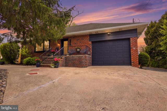 7702 CHELTENHAM AVE, Wyndmoor, PA 19038