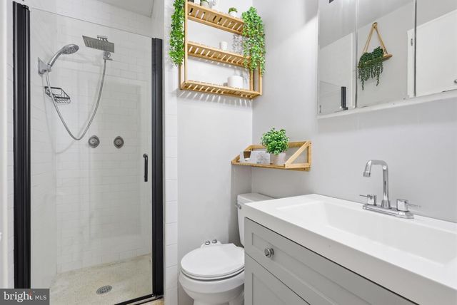 7702 CHELTENHAM AVE, Wyndmoor, PA 19038