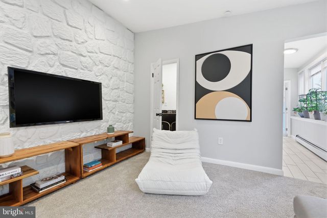 7702 CHELTENHAM AVE, Wyndmoor, PA 19038